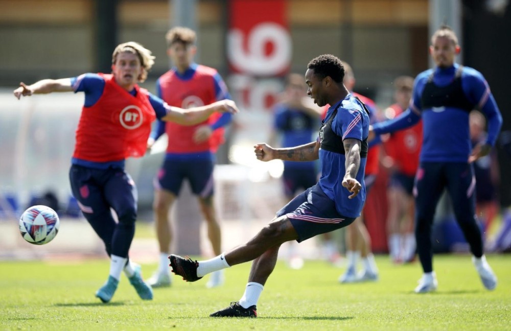  英格兰国脚疲惫影响联赛表现  