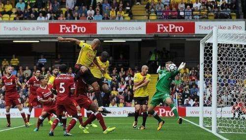  霍芬海姆定位球战术奏效，精准打击对手防线  